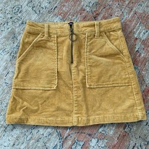 Courdory skirt size3